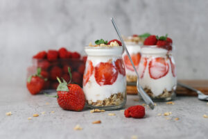 dessert-strawberry-parfait-2024-05-14-18-40-56-utc